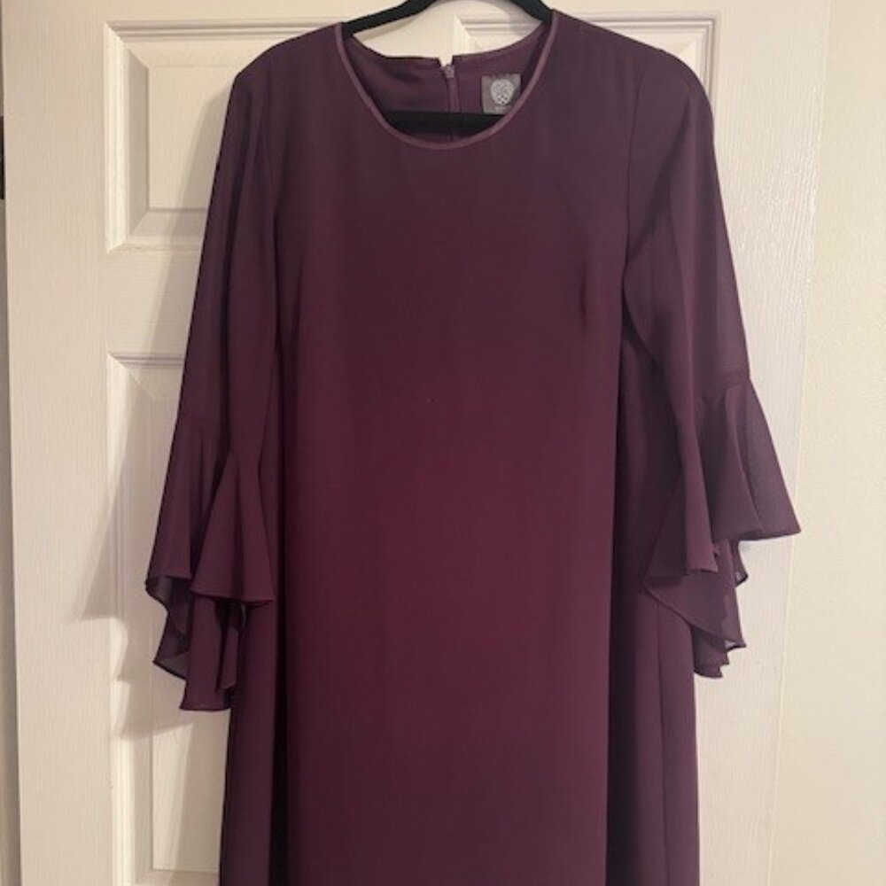 LADIES VINCE CAMUTO DRESS SIZE 12, BEAUTIFUL WINE COLOR